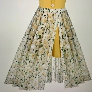 Retro Stage White Floral Skirt